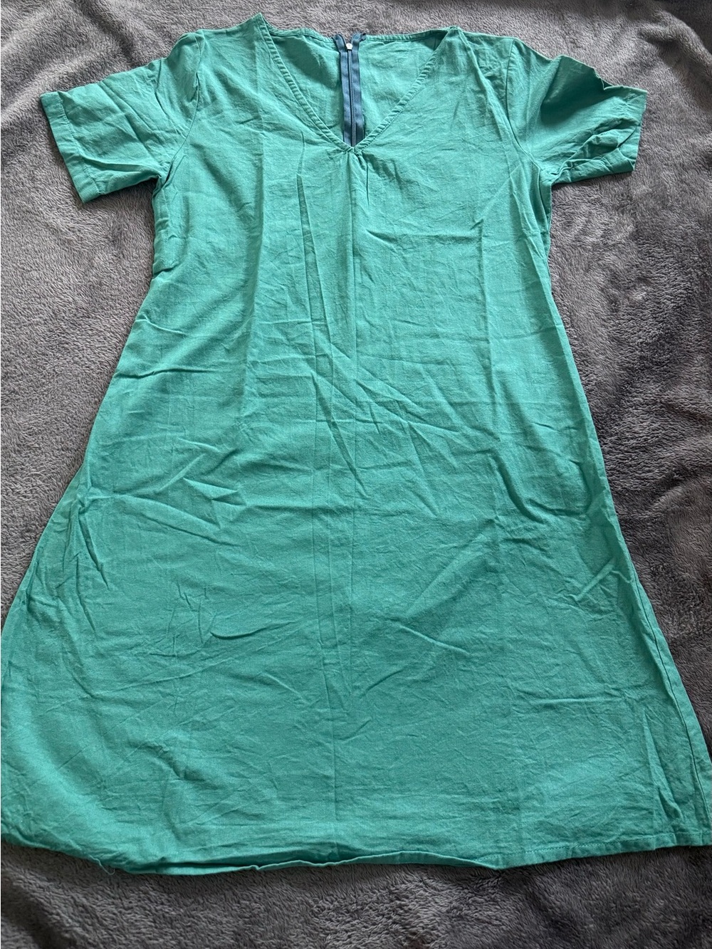 Simple Teal V-Neck Shift Dress
